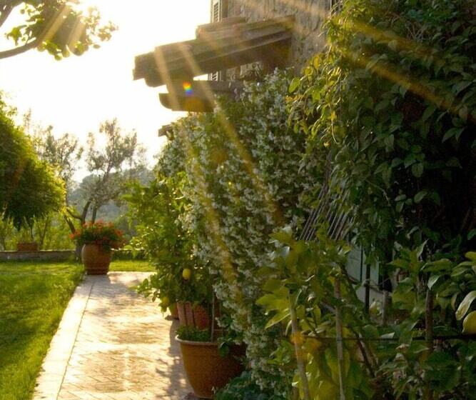 בית מלון כפרי Borgo La Casetta