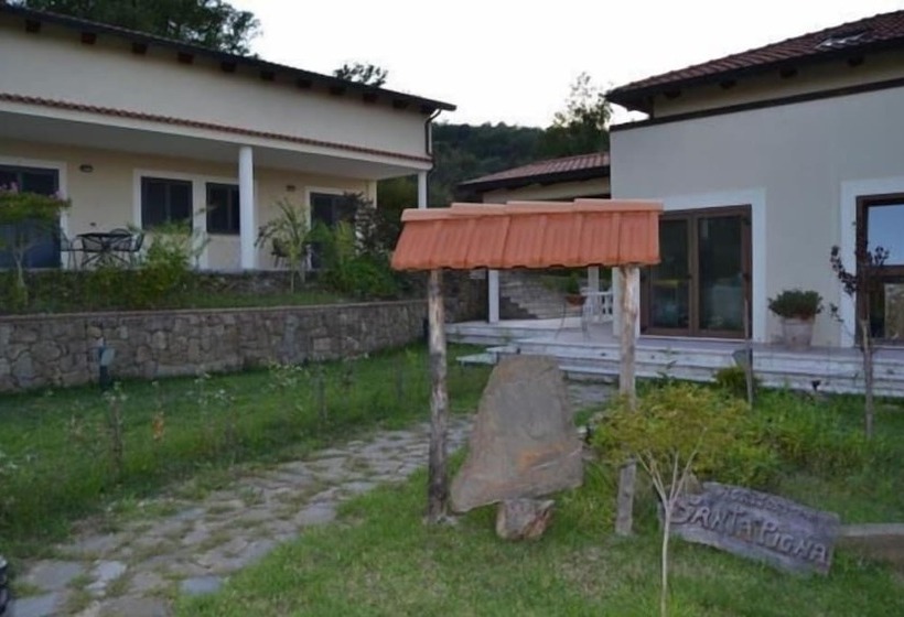 בית מלון כפרי Santa Pigna Country House