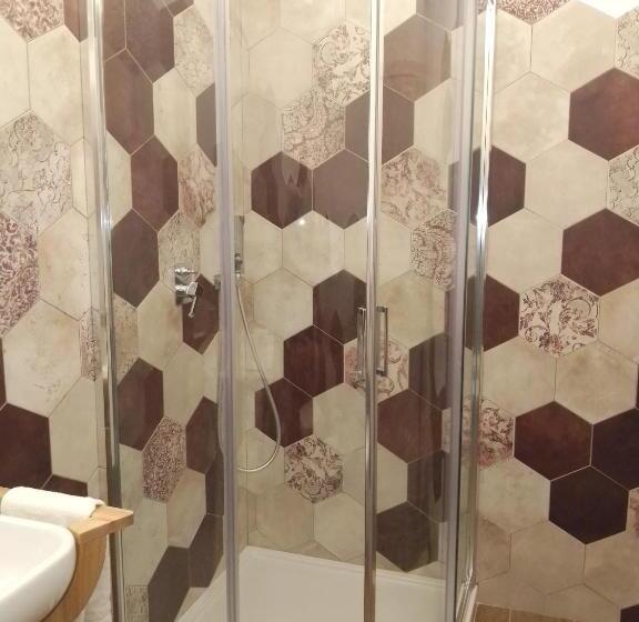 پانسیون Nannarè Guest House