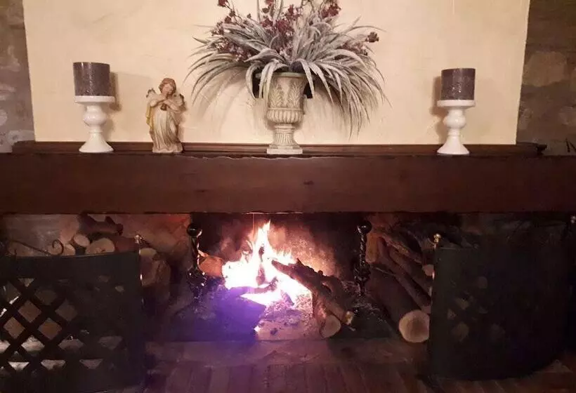 Aamiaismajoitus (B&B) Casale Degli Ulivi