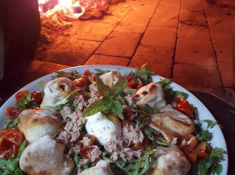 مبيت وإفطار Casale Degli Ulivi