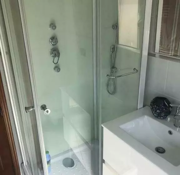 تختخواب و صبحانه Enna Cerere