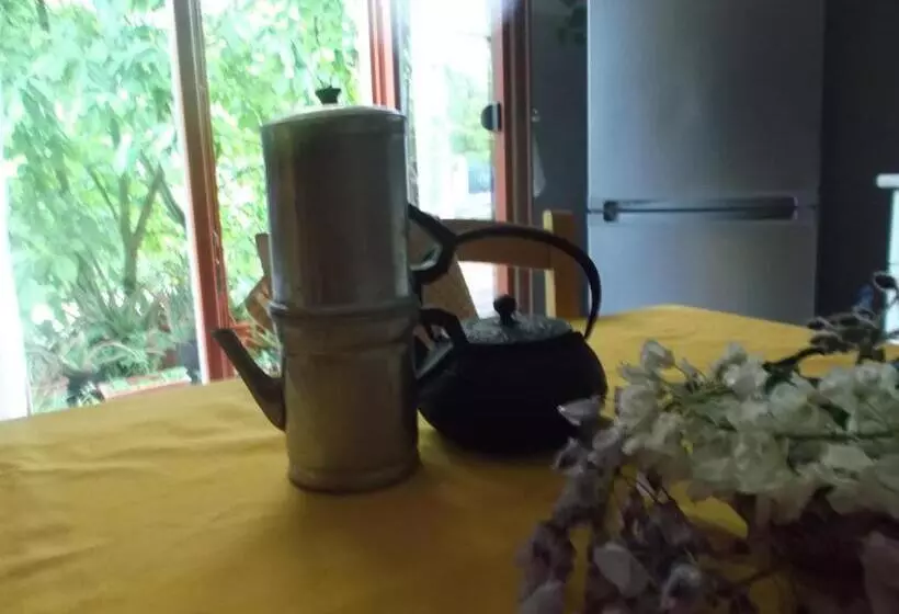 Aamiaismajoitus (B&B) Gingerbread Home