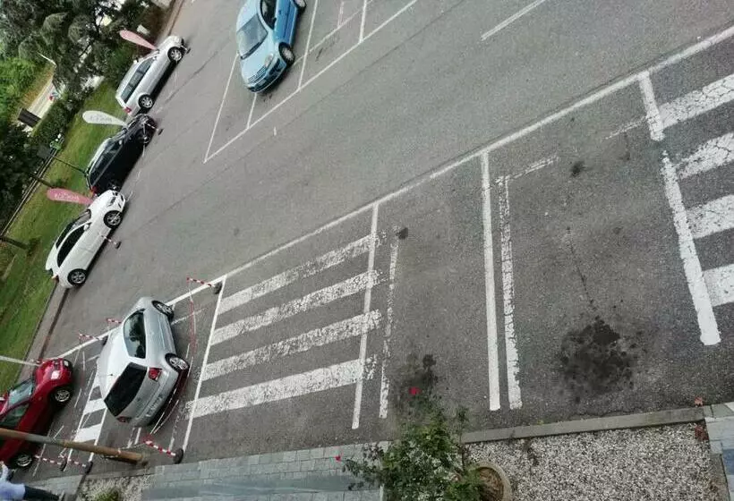 Aamiaismajoitus (B&B) Good Morning Shopping