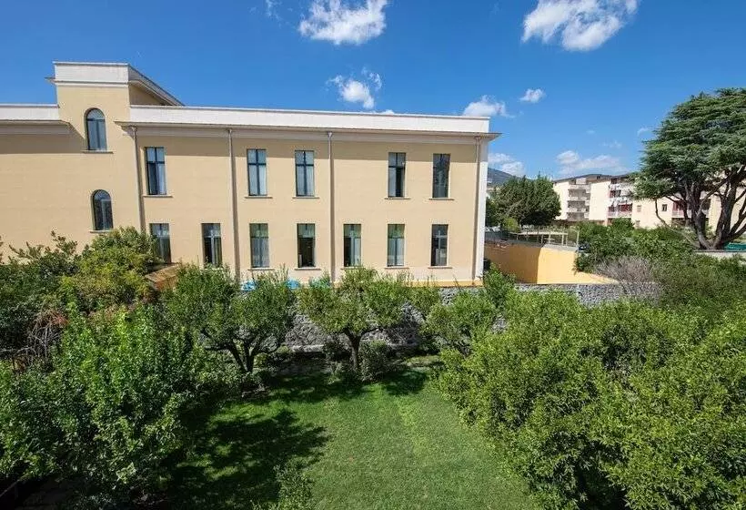 Aamiaismajoitus (B&B) Palazzo Caracciolo Del Sole