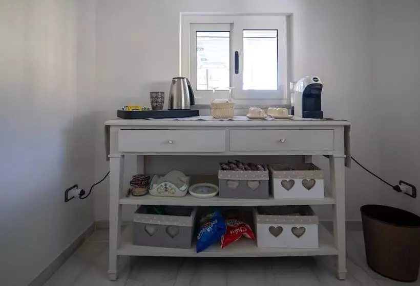 Aamiaismajoitus (B&B) Palazzo Caracciolo Del Sole