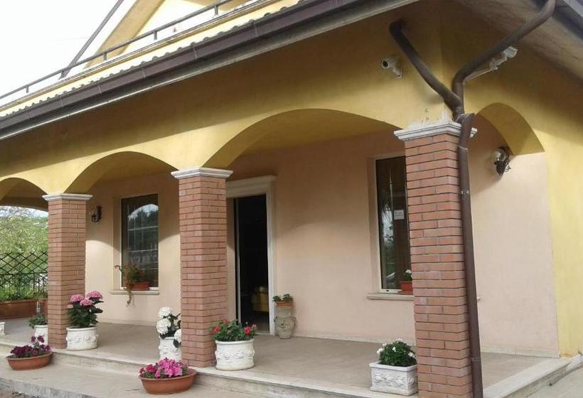 تختخواب و صبحانه Le Palme