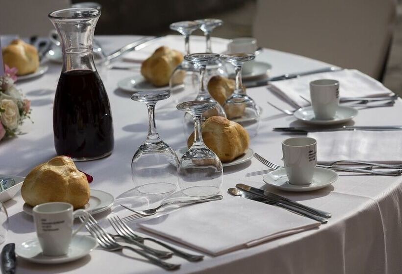 مسافرخانه Villa Palazzola