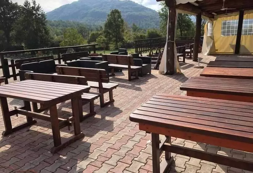 Maaseutuhotelli Agriturismo Il Giardino Dei Ciliegi