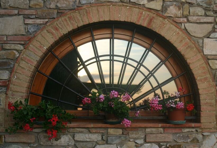 田舎風ホテル Agriturismo Podere La Cava