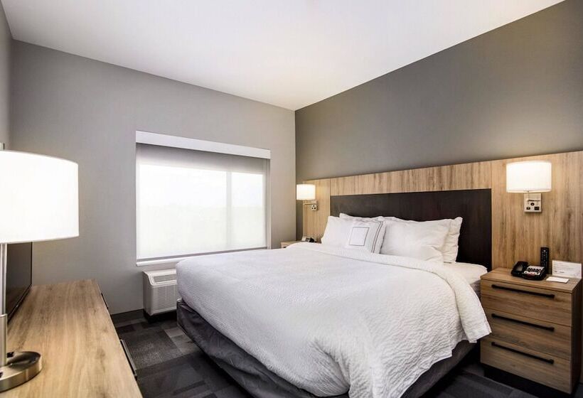 هتل Towneplace Suites By Marriott Houston Hobby Airport