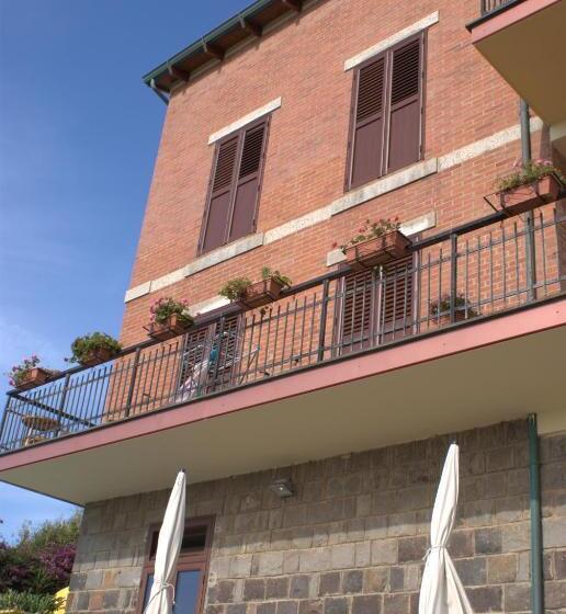 بنسيون Mare Lughente