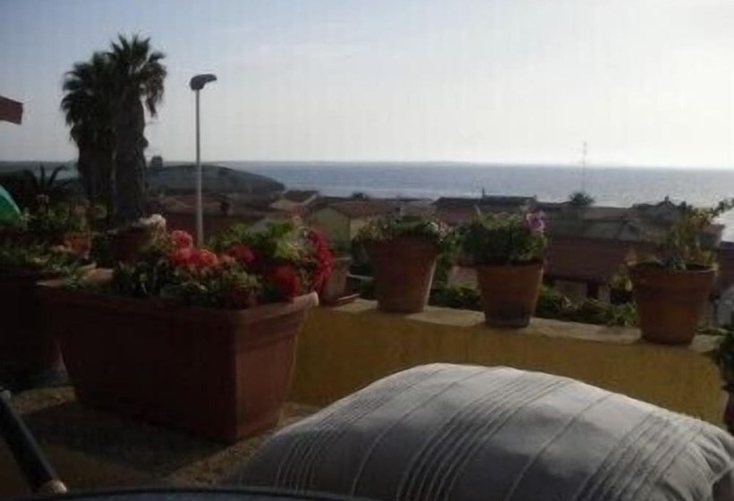 بنسيون Mare Lughente