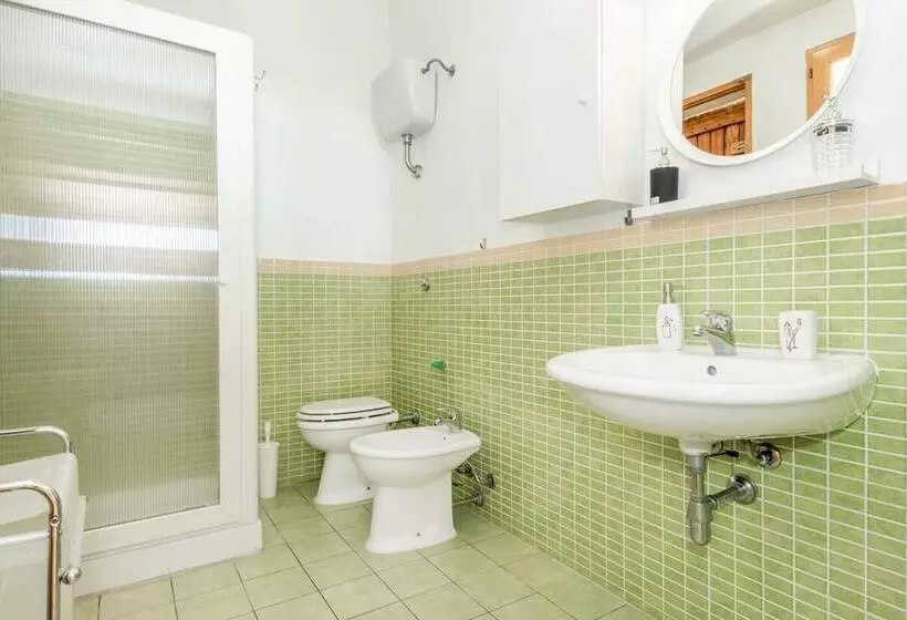 پانسیون Mare Lughente