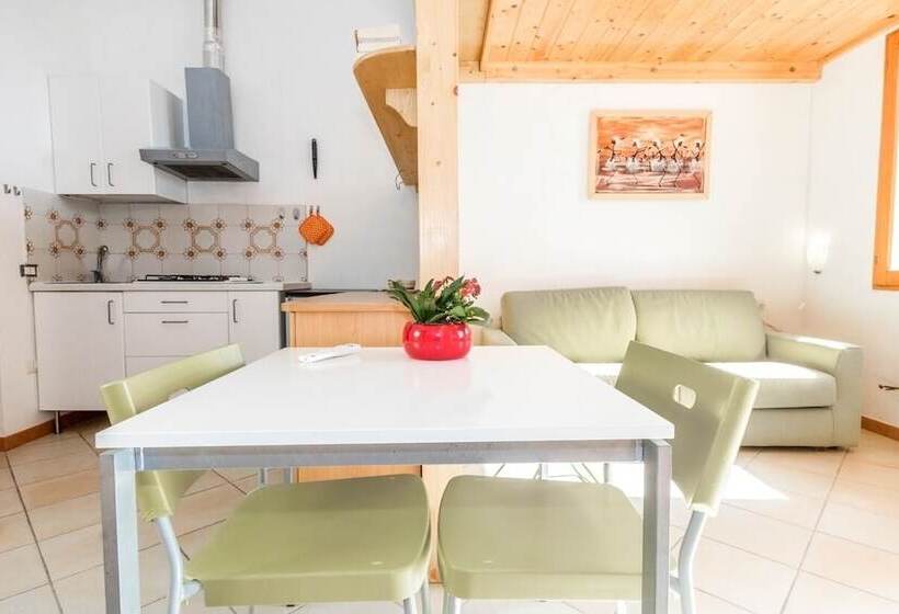 بنسيون Mare Lughente