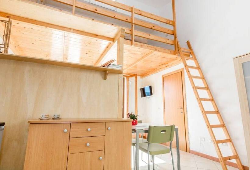 بنسيون Mare Lughente