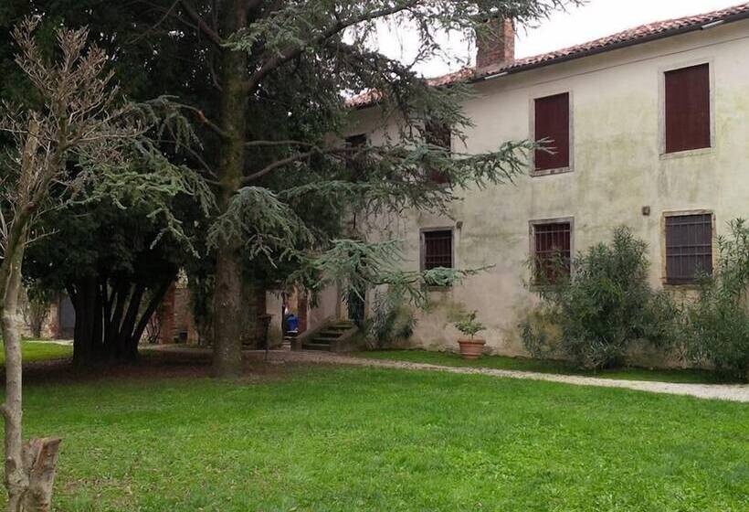 بنسيون Villa Traverso Pedrina