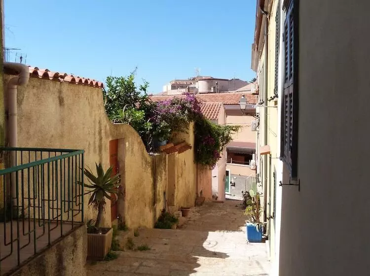 ベッドアンドブレックファースト Clelia S Boutique Rooms & Suites