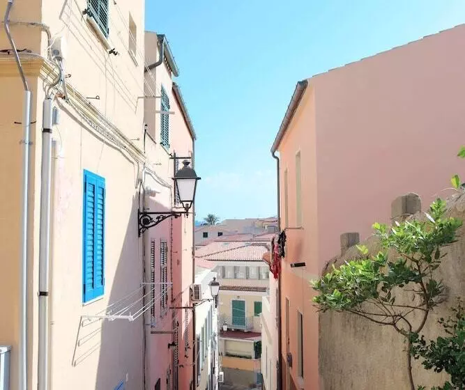 ベッドアンドブレックファースト Clelia S Boutique Rooms & Suites