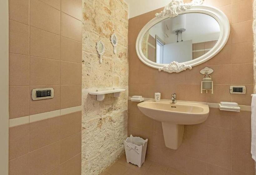 تختخواب و صبحانه Fabula Maison