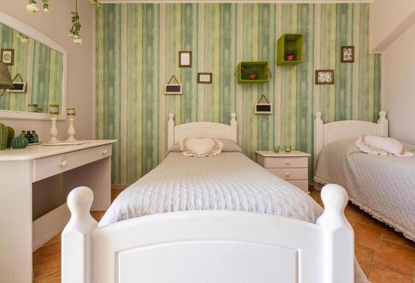 تختخواب و صبحانه Fabula Maison