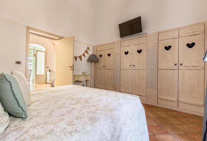 تختخواب و صبحانه Fabula Maison