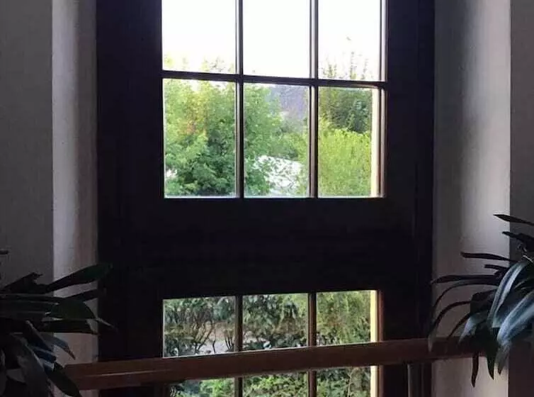 Aamiaismajoitus (B&B) Maison D  Hotes