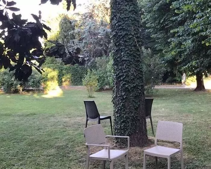 Aamiaismajoitus (B&B) Maison D  Hotes