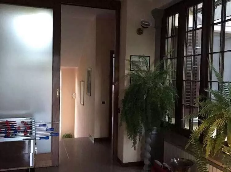 Aamiaismajoitus (B&B) Maison D  Hotes