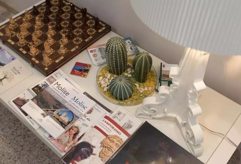 تختخواب و صبحانه Torino1.9