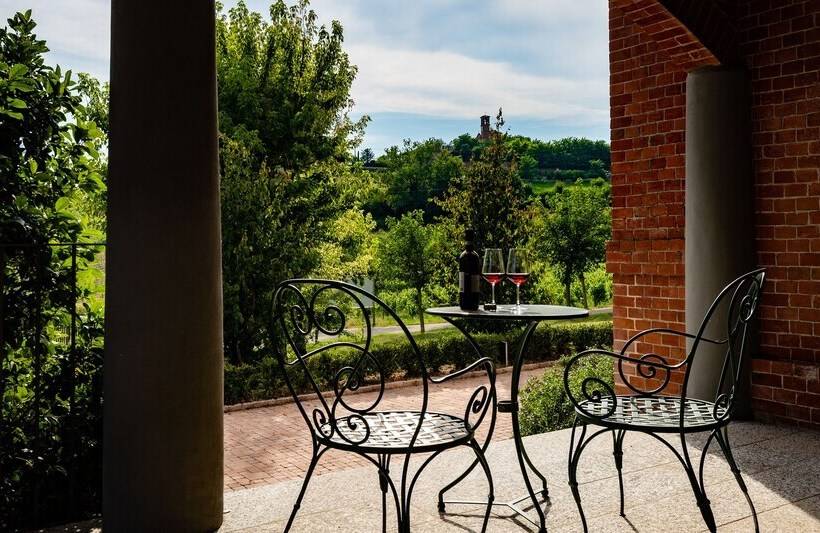 簡易ホテル Casa Munfrà