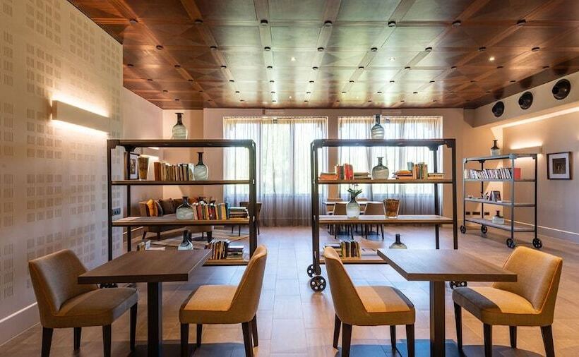 簡易ホテル Casa Munfrà