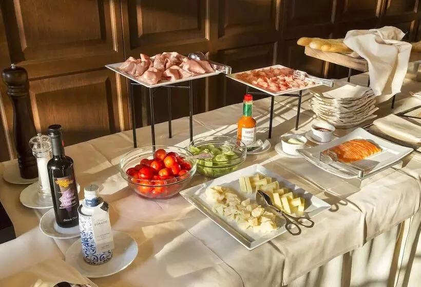 簡易ホテル Casa Munfrà