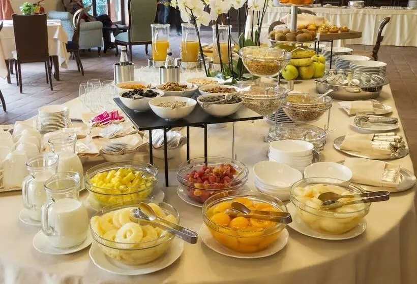 簡易ホテル Casa Munfrà