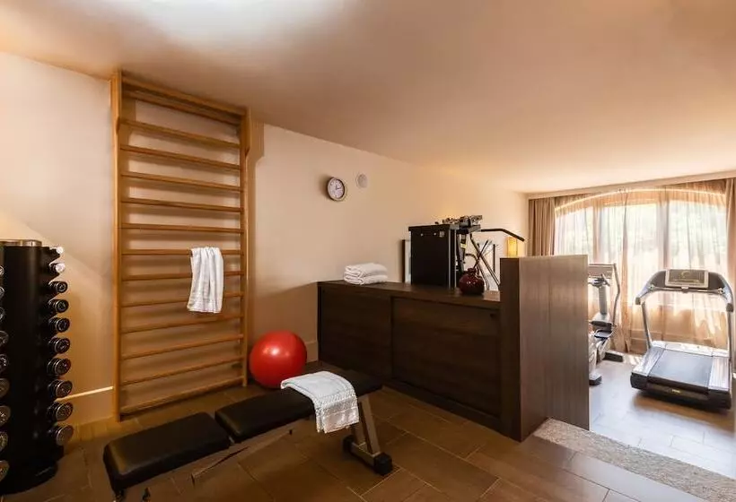 簡易ホテル Casa Munfrà