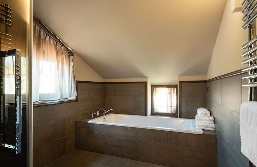 簡易ホテル Casa Munfrà