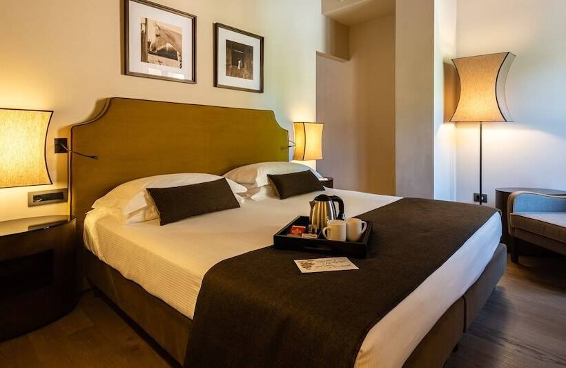 簡易ホテル Casa Munfrà