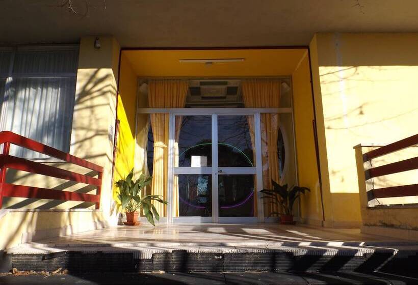 مسافرخانه Podio