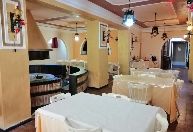 مسافرخانه Podio