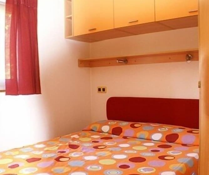 فندق Camping Amalasunta