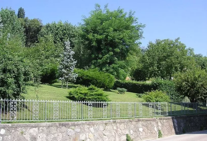 Maaseutuhotelli Agriturismo Dolcerisveglio