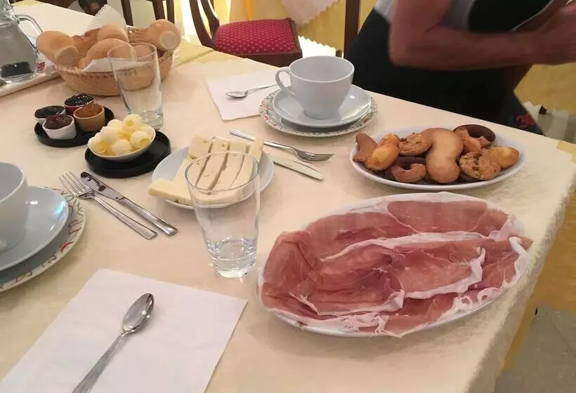 Maaseutuhotelli Agriturismo Dolcerisveglio