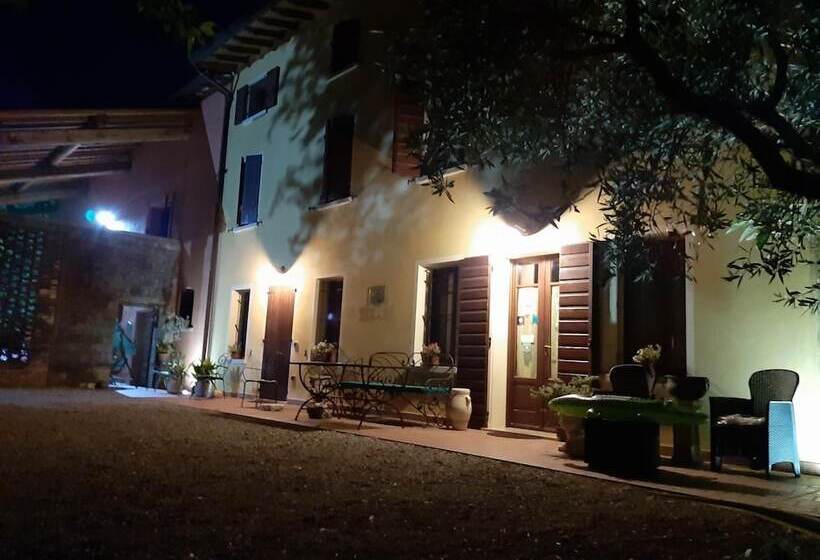 בית מלון כפרי Agriturismo Trebis