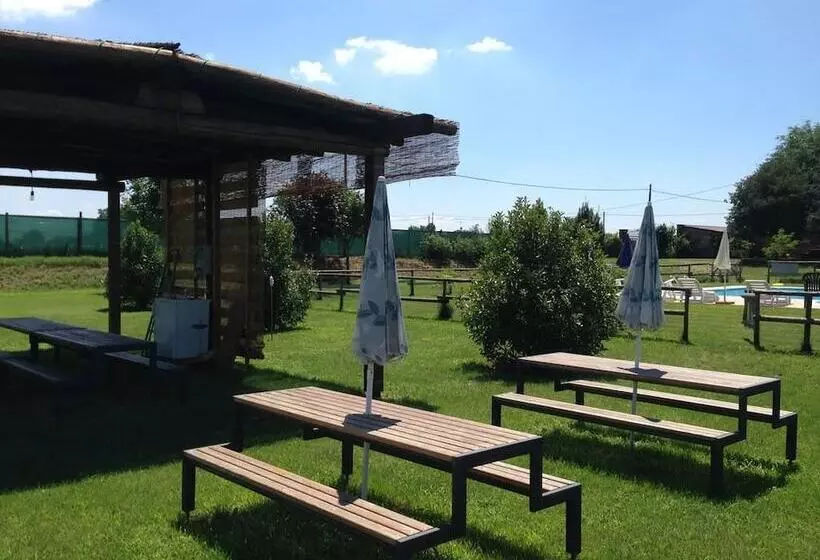 Maaseutuhotelli Agriturismo Trebis