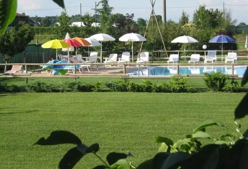 Maaseutuhotelli Agriturismo Trebis