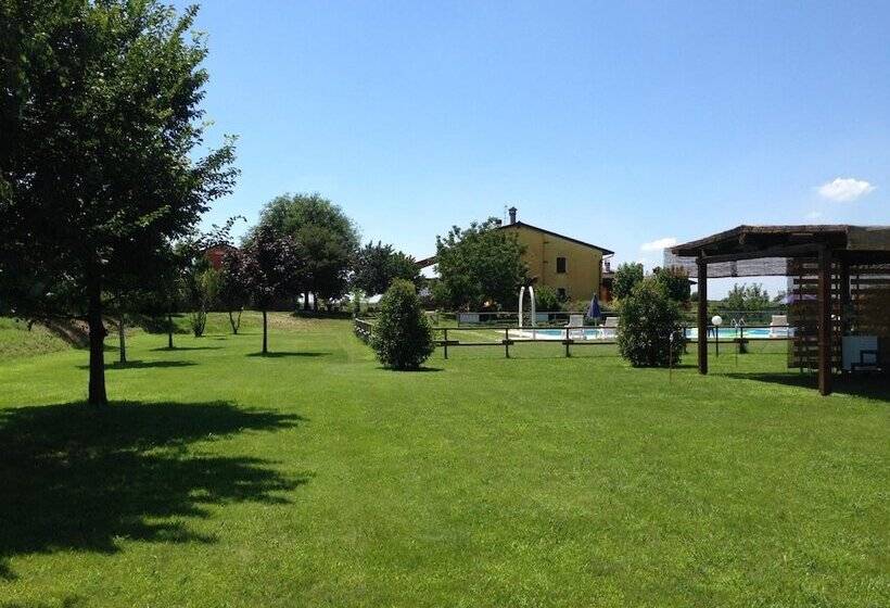 בית מלון כפרי Agriturismo Trebis