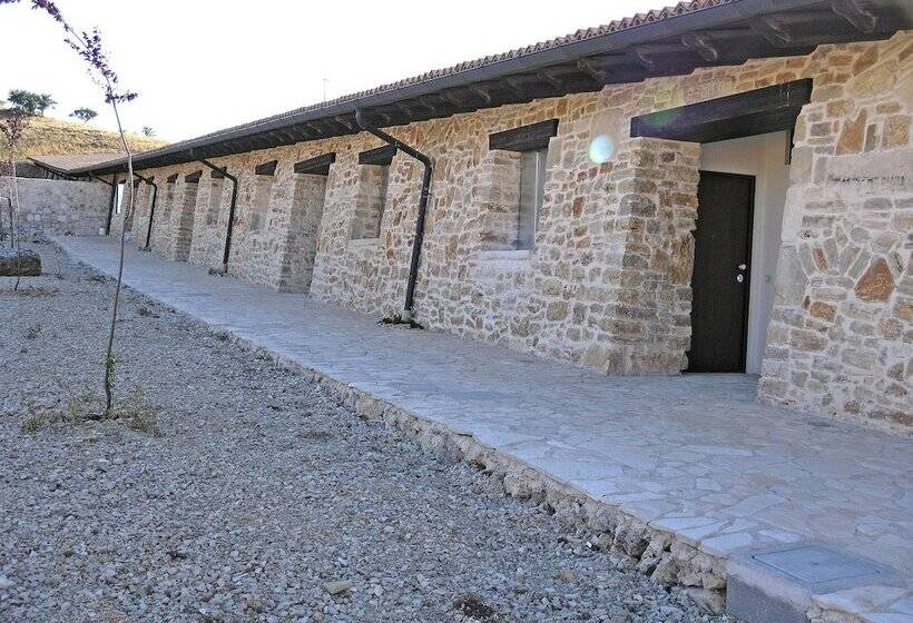בית מלון כפרי Masseria Revinaldi