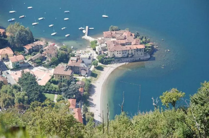 Le Ortensie Due  Bed And Breakfast