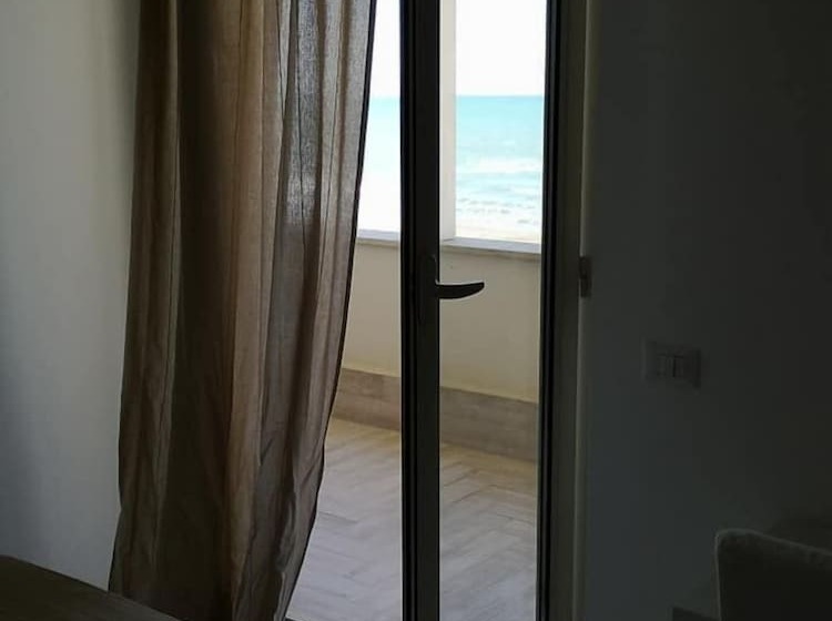 مبيت وإفطار La Duna Beach