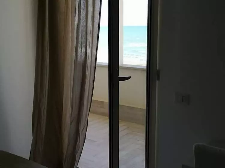 ベッドアンドブレックファースト La Duna Beach